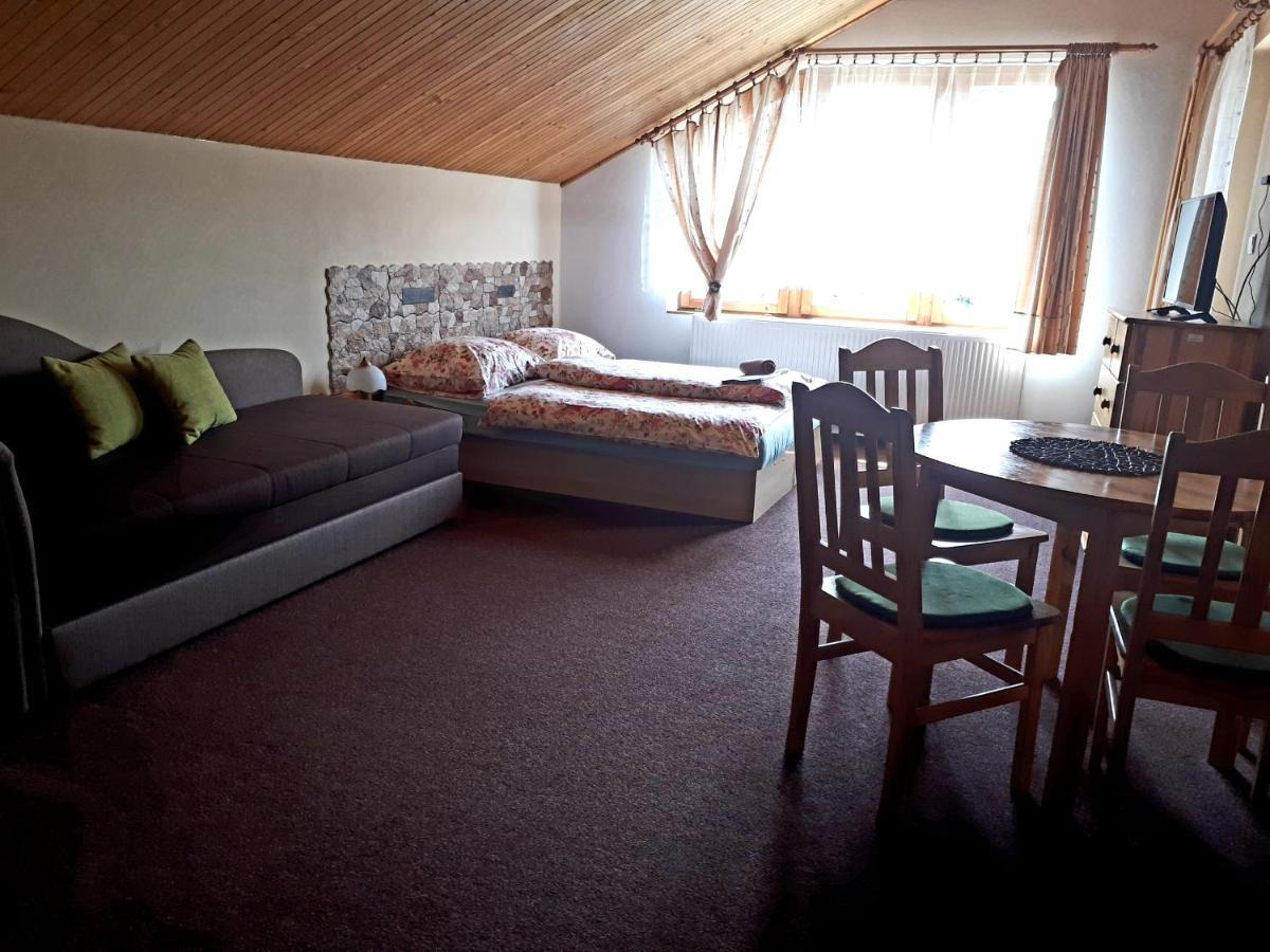 Privat Mrzkan Liptovský Mikuláš Exterior foto